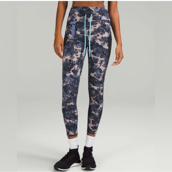 lululemon athletica Pants - Lululemon Cargo Super-High-Rise Hiking 25" Size 2 new